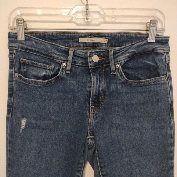 Levi's - 27x28 711 Skinny Distressed Jeans - Picture 4 of 15